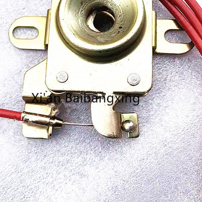 Εναλλακτικά εξαρτήματα φορτηγών Shacman M3000/X3000 κλειδαριά και καλώδιο DZ14251110080 κλειδαριά καθίσματος και συναρμολόγηση ράβδου δέσμης πρωτότυπο